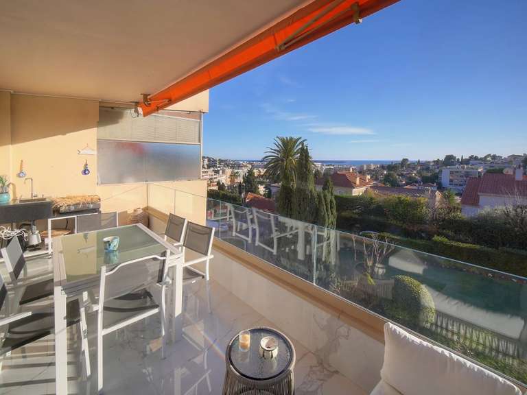 Apartment with Sea view Le Cannet - 85m²