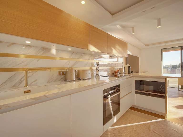 Apartment with Sea view Le Cannet - 85m²