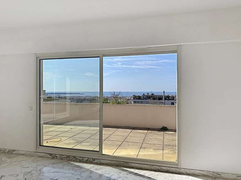 Apartment with Sea view Le Cannet - 3 bedrooms - 131m²
