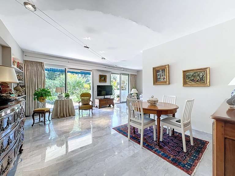 Apartment Le Cannet - 97m²