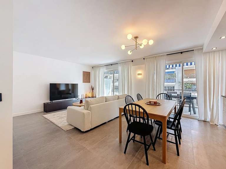 Apartment Le Cannet - 3 bedrooms - 89m²