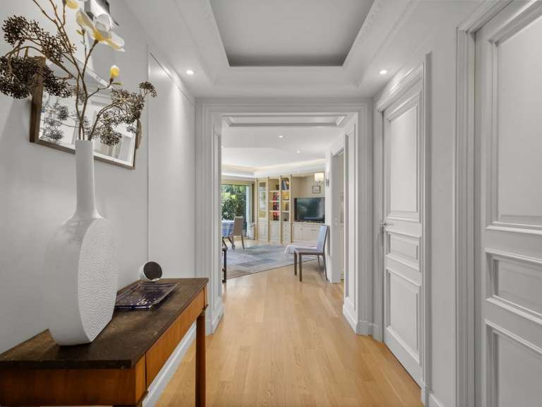 Apartment with Sea view Le Cannet - 214m²