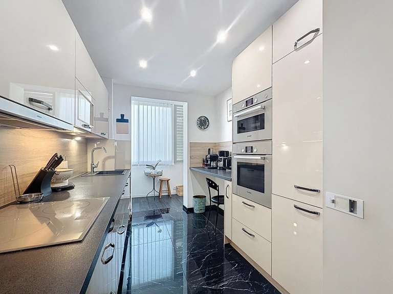 Appartement Le Cannet - 2 chambres - 94m²