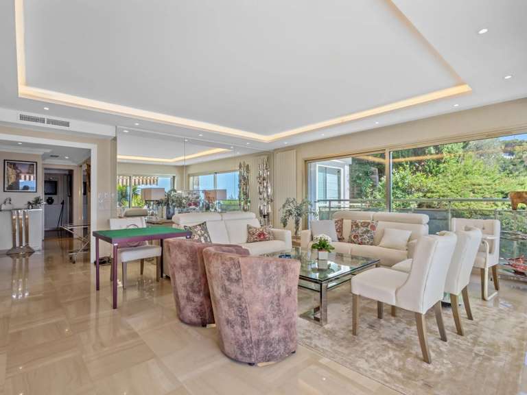 Apartment with Sea view Le Cannet - 3 bedrooms - 110m²