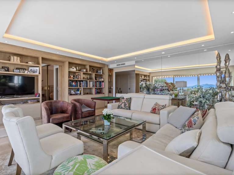 Apartment with Sea view Le Cannet - 3 bedrooms - 110m²