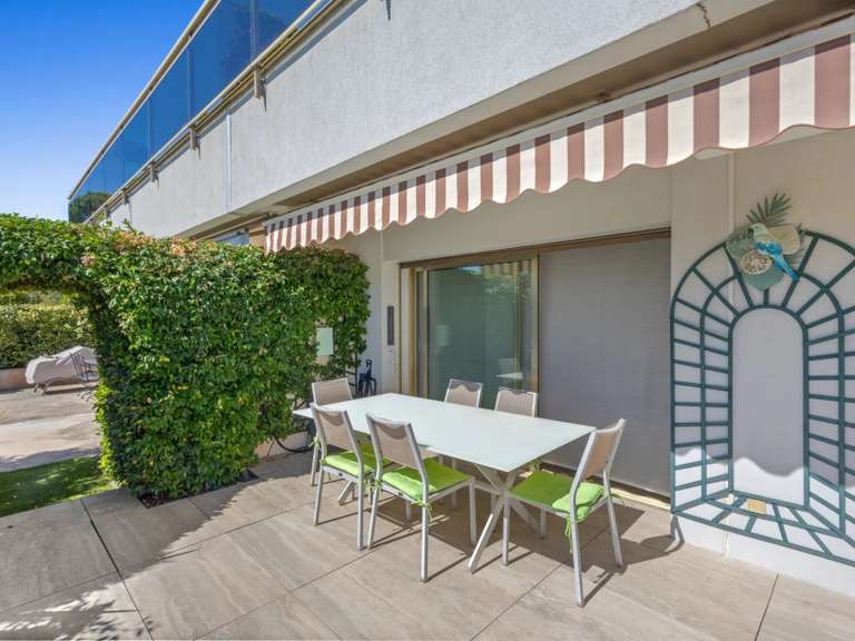 Apartment with Sea view Le Cannet - 3 bedrooms - 110m²