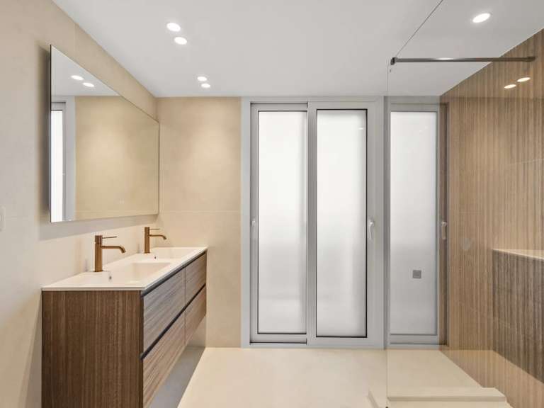 Appartement avec Vue sur mer Le Cannet - 3 chambres - 110m²