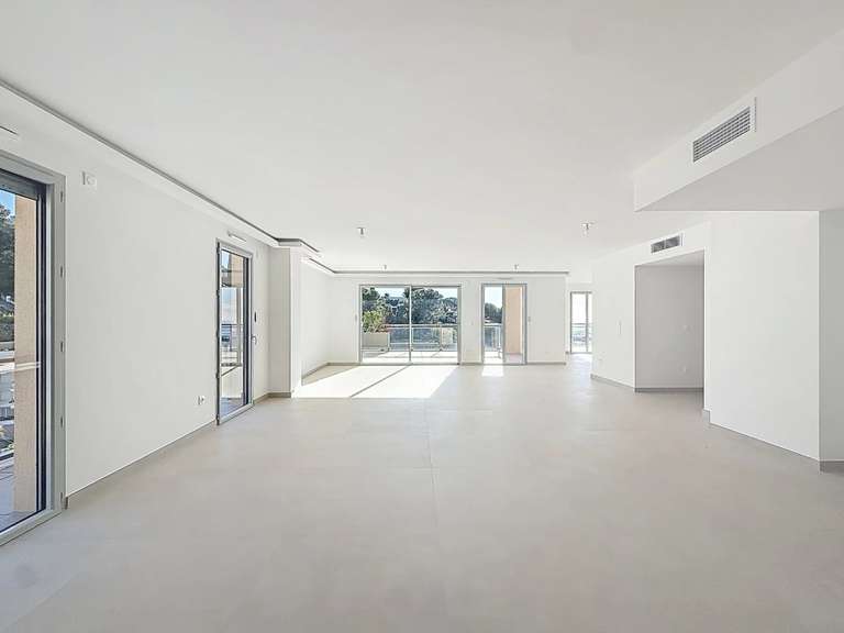 Appartement Le Cannet - 4 chambres - 157m²