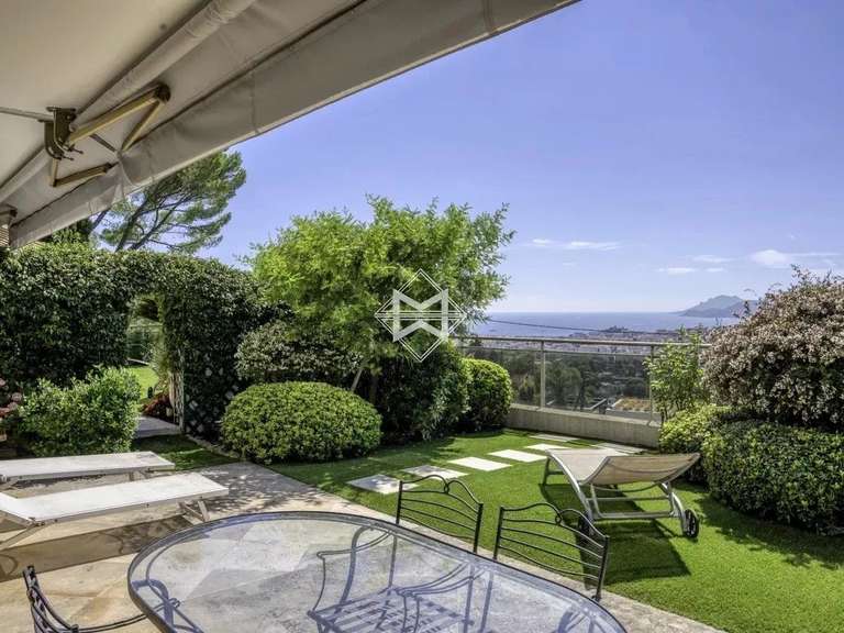 Apartment Le Cannet - 2 bedrooms - 90m²