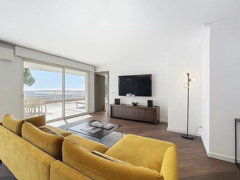 Apartment with Sea view Le Cannet - 4 bedrooms - 156m²