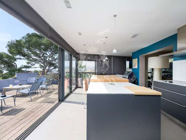 Apartment with Sea view Le Cannet - 1 bedroom - 140m²