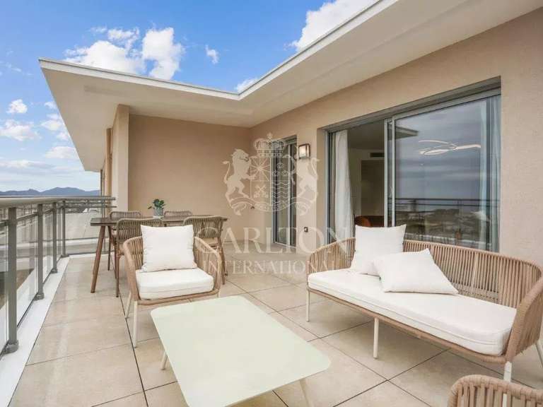 Apartment Le Cannet - 3 bedrooms - 116m²