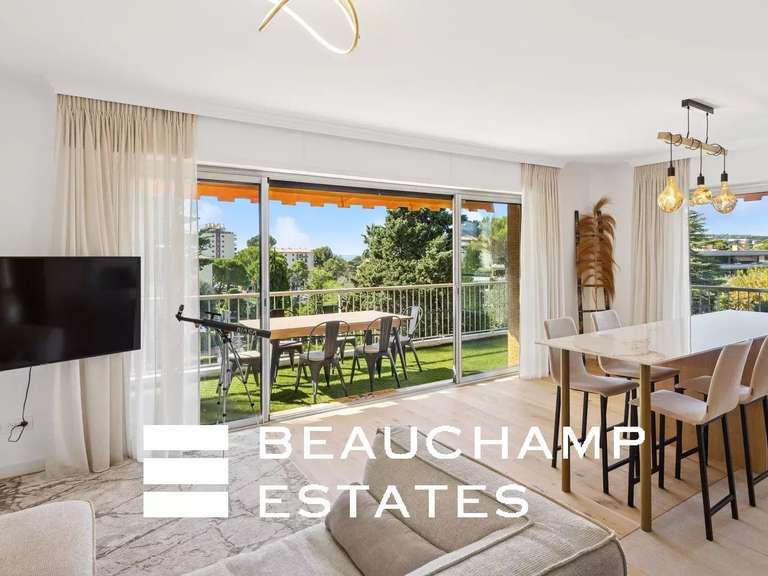 Apartment Le Cannet - 2 bedrooms - 70m²