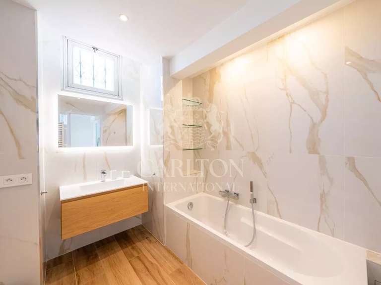 Appartement Le Cannet - 2 chambres - 90m²