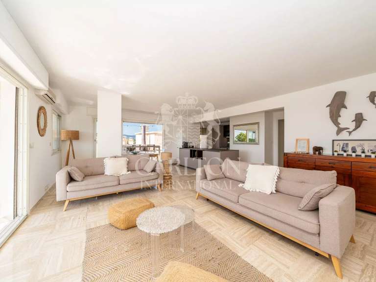 Appartement Le Cannet - 2 chambres - 90m²