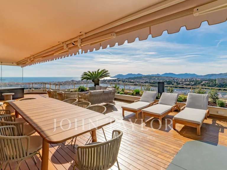 Apartment with Sea view Le Cannet - 5 bedrooms - 185m²
