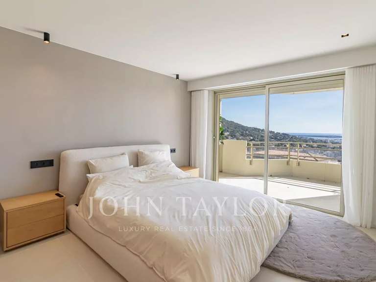 Apartment with Sea view Le Cannet - 5 bedrooms - 185m²