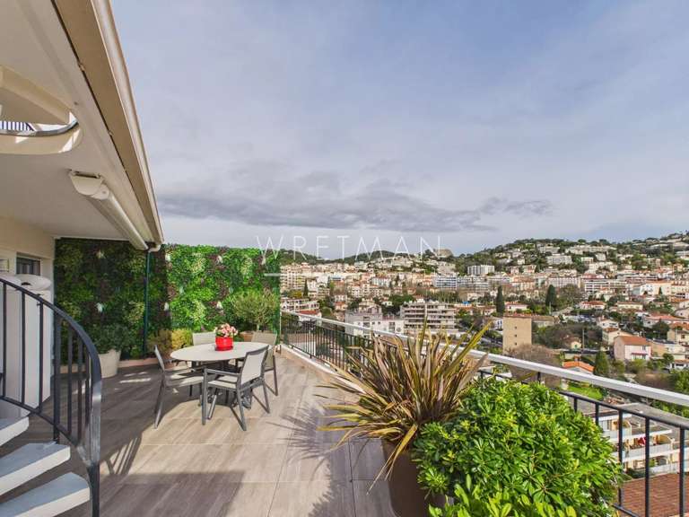 Apartment Le Cannet - 3 bedrooms - 123m²