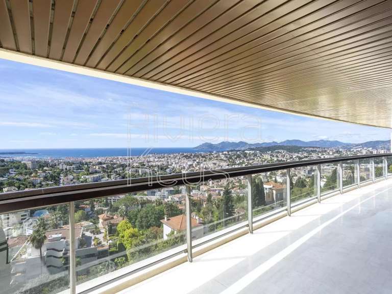 Apartment with Sea view Le Cannet - 3 bedrooms - 158m²