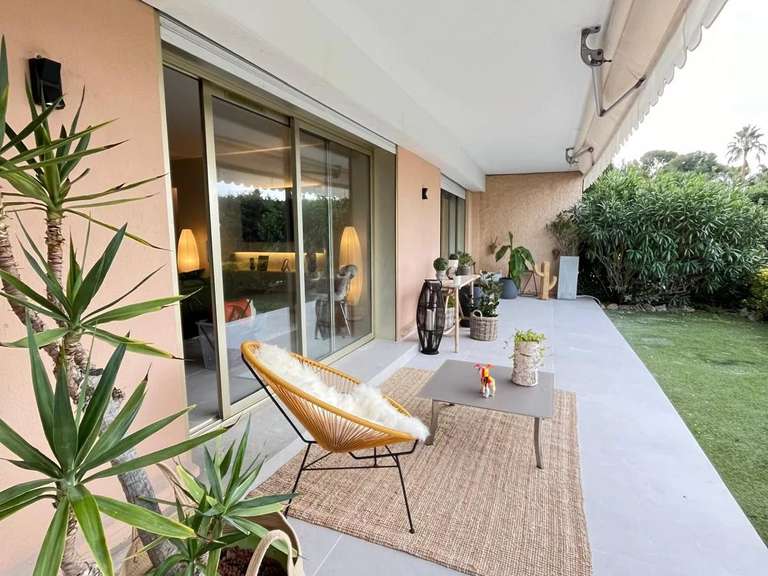 Apartment Le Cannet - 1 bedroom - 59m²