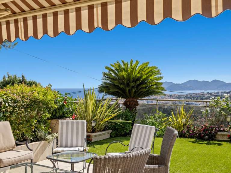 Apartment with Sea view Le Cannet - 3 bedrooms - 110m²