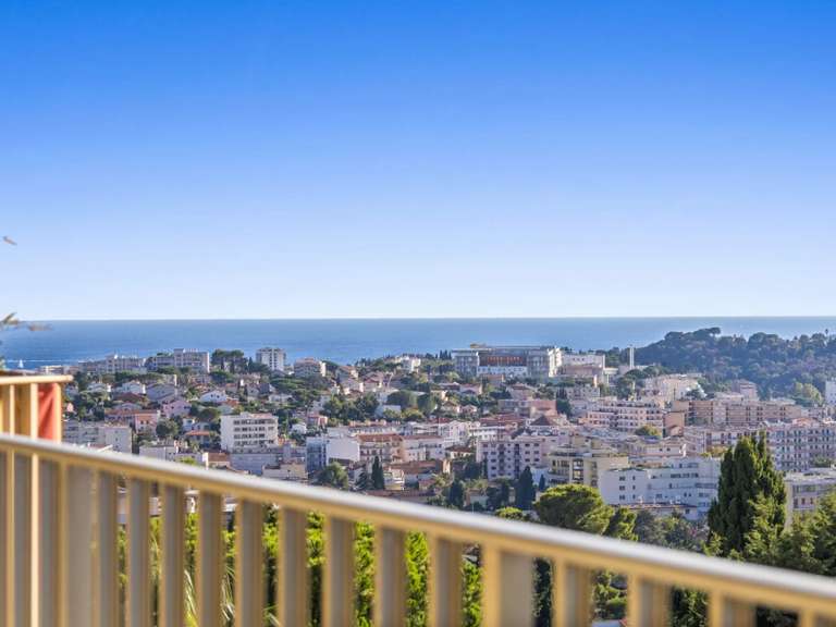 Apartment with Sea view Le Cannet - 3 bedrooms - 110m²