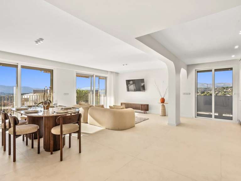 Apartment with Sea view Le Cannet - 3 bedrooms - 110m²