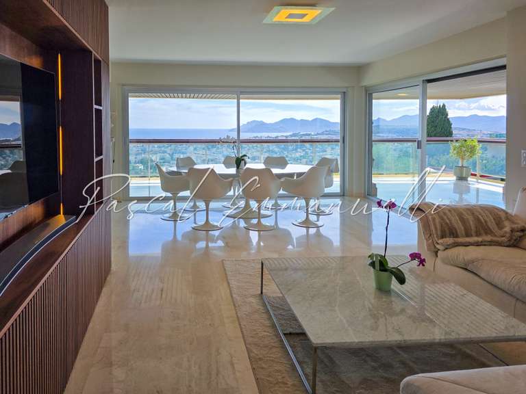 Appartement avec Vue sur mer Le Cannet - 3 chambres - 118m²