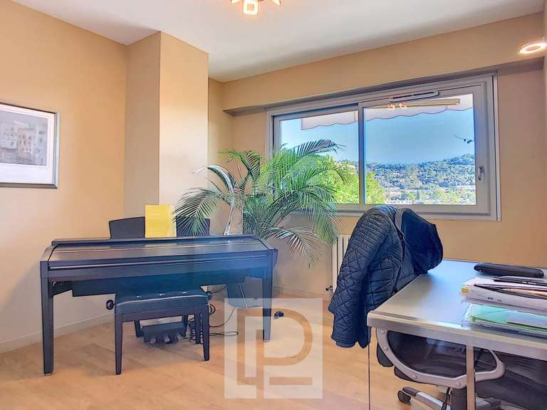 Apartment Le Cannet - 3 bedrooms - 165m²
