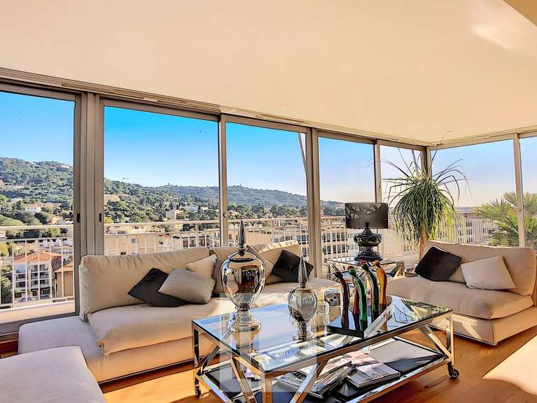 Apartment Le Cannet - 3 bedrooms - 165m²