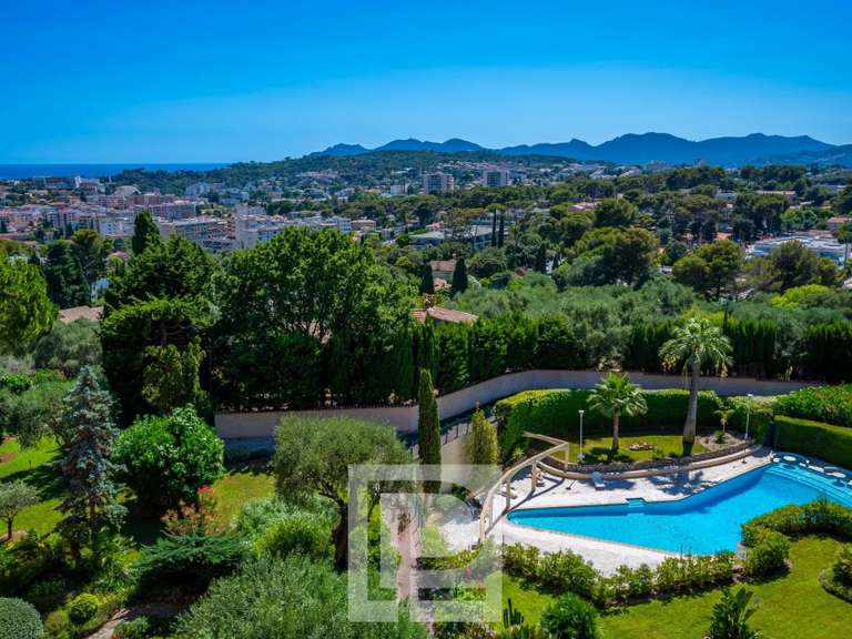 Appartement Le Cannet - 3 chambres - 110m²