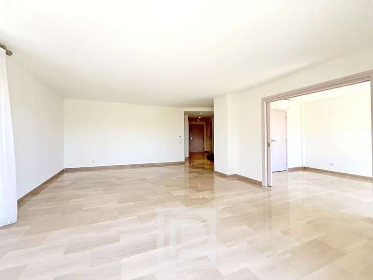 Appartement Le Cannet - 3 chambres - 116m²