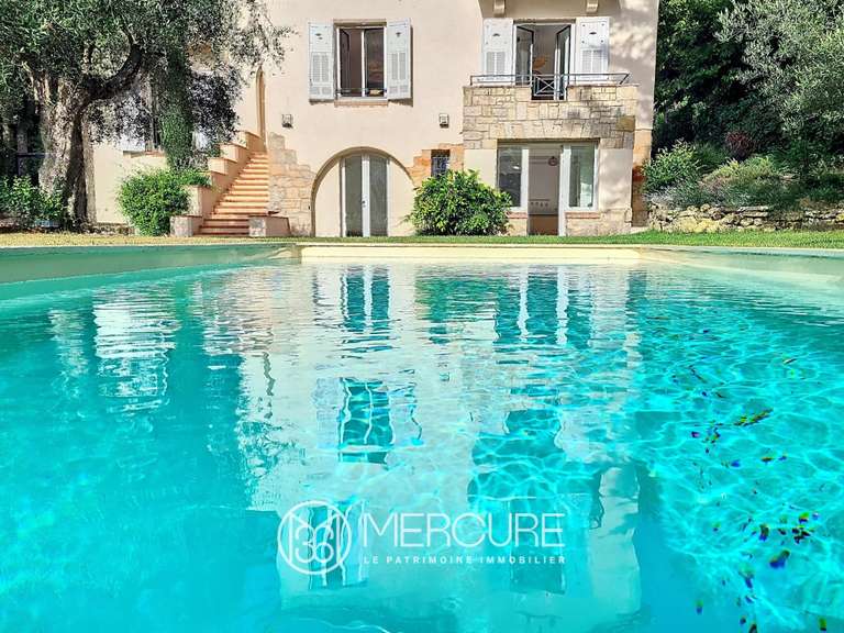Hôtel particulier Le Cannet - 4 chambres - 257m²