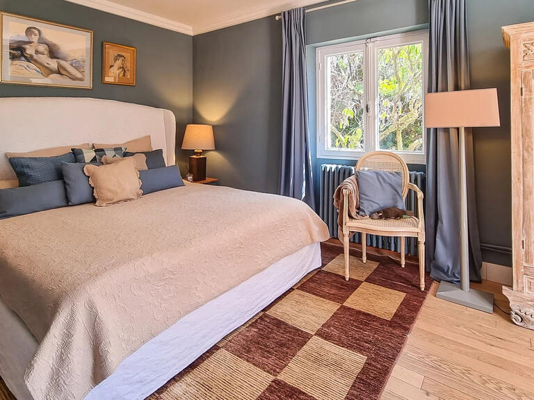 Maison Le Cannet - 7 chambres - 530m²