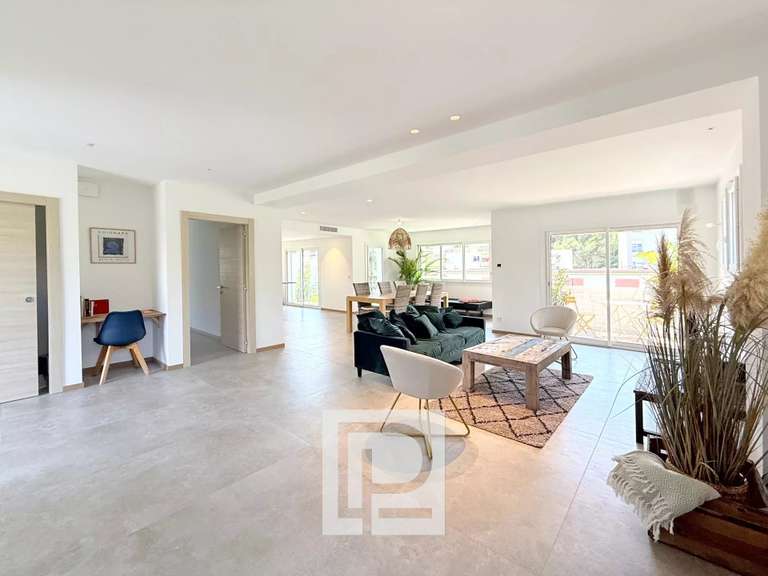 Maison Le Cannet - 4 chambres - 152m²