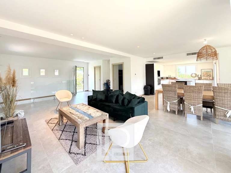 Maison Le Cannet - 4 chambres - 152m²