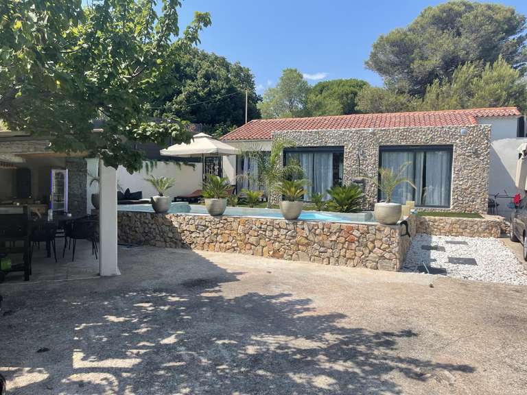 Maison Le Cannet - 4 chambres - 146m²