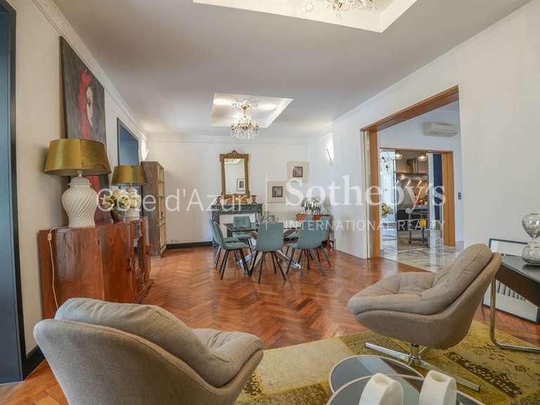 Maison Le Cannet - 4 chambres - 280m²