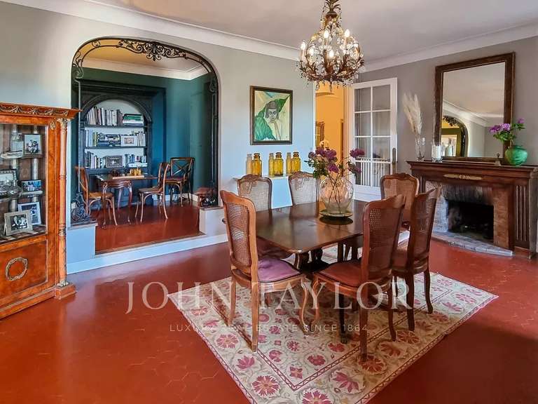 Maison Le Cannet - 9 chambres - 377m²