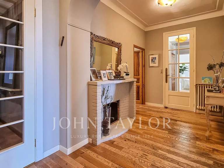 Maison Le Cannet - 9 chambres - 377m²