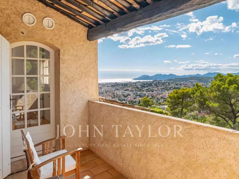 Maison Le Cannet - 6 chambres - 348m²