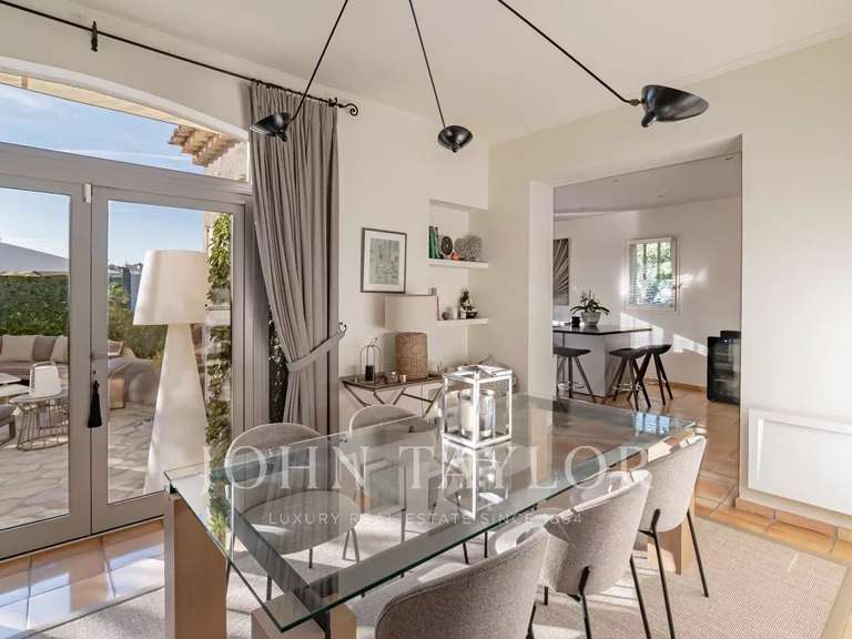 Maison Le Cannet - 3 chambres - 219m²