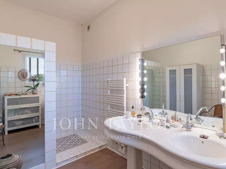 Maison Le Cannet - 3 chambres - 219m²