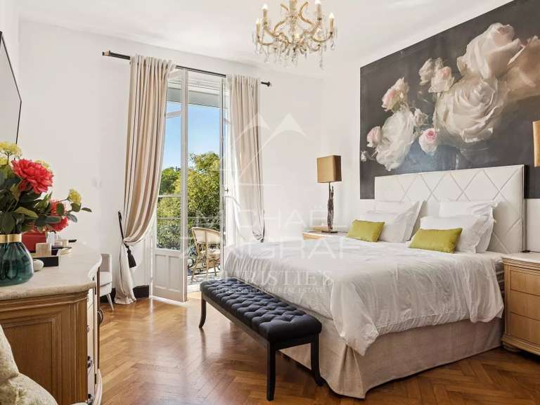 Maison Le Cannet - 4 chambres - 276m²