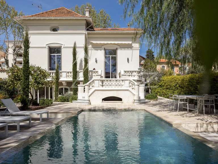 Maison Le Cannet - 5 chambres - 290m²