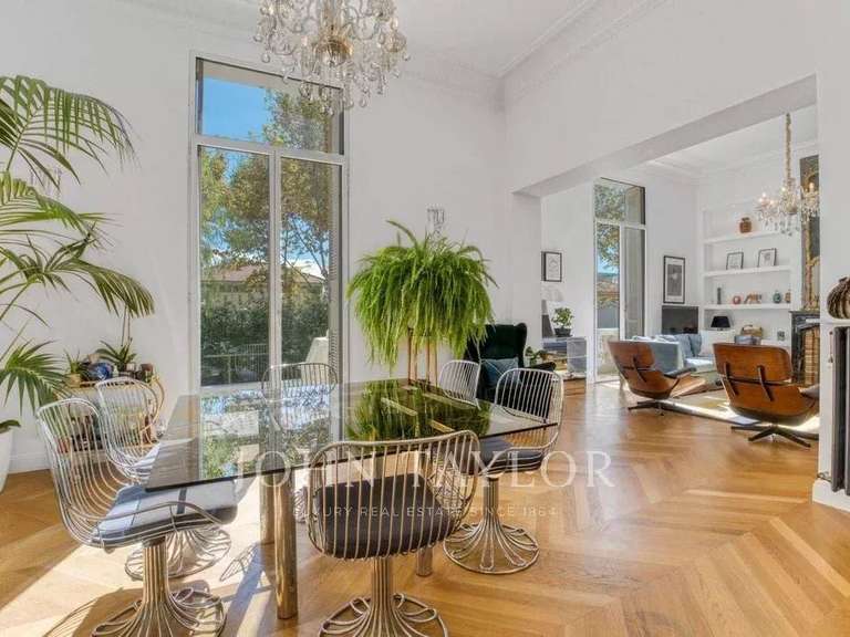 Maison Le Cannet - 5 chambres - 285m²