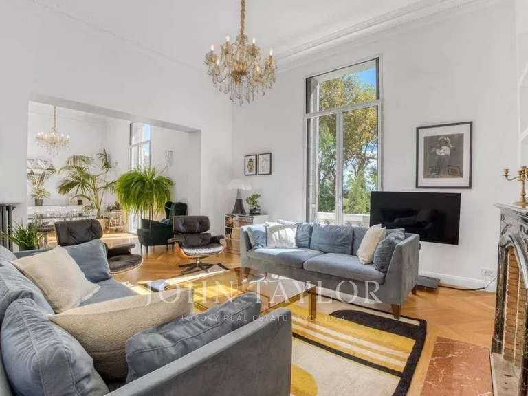 Maison Le Cannet - 5 chambres - 285m²