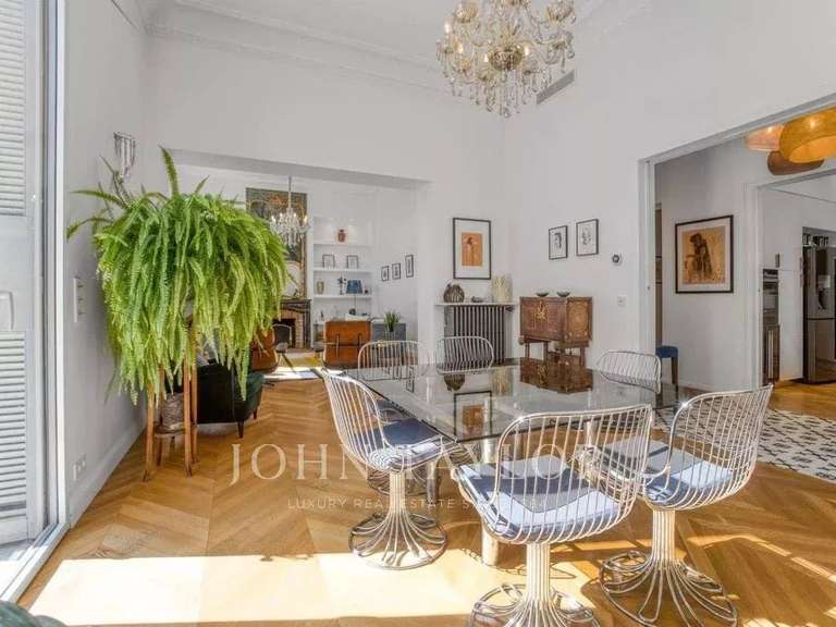 Maison Le Cannet - 5 chambres - 285m²