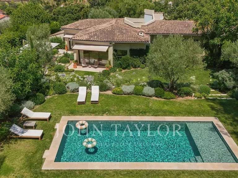 Maison Le Cannet - 5 chambres - 260m²