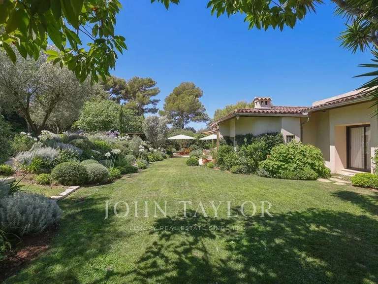 Maison Le Cannet - 5 chambres - 260m²